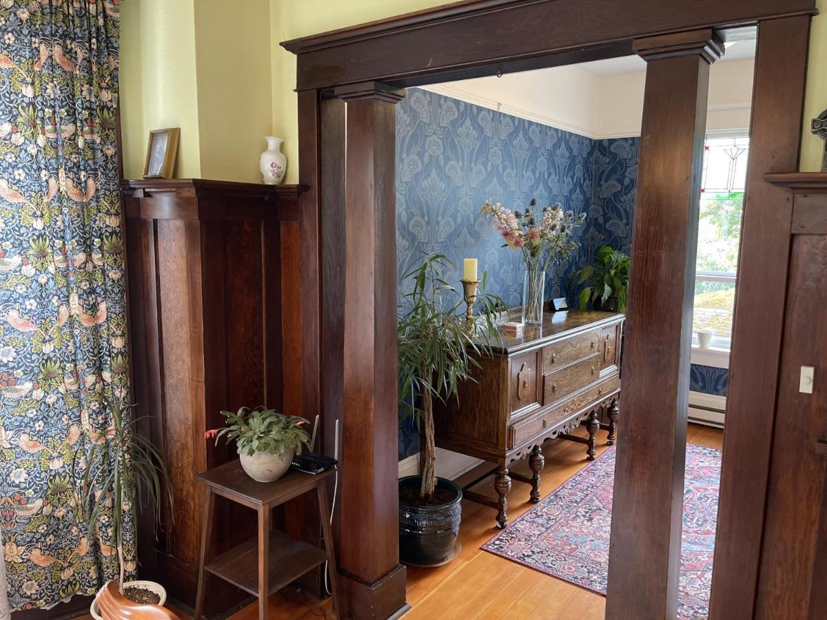 フィッシャー ハウス ビクトリア ベッド ＆ ブレックファースト Bed & Breakfast エクステリア 写真